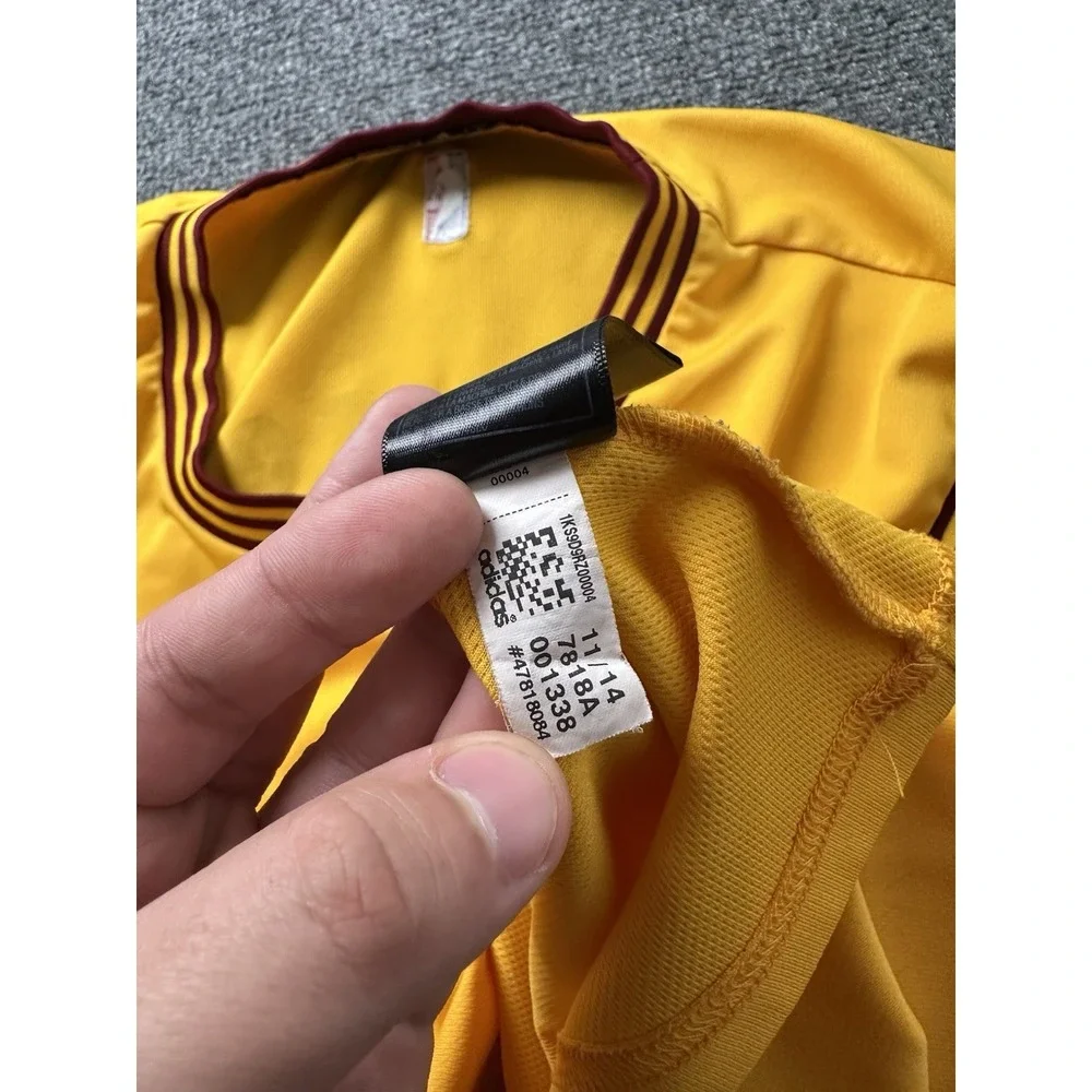 Mens‎ Basketball Adidas Cleveland Cavaliers James #23 Yellow Jersey, Size XL